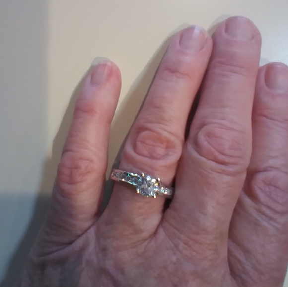 ⚘Sz 6 ONLY 925 S/S Square Triple A CZ Engagement Style Ring 😲 - Picture 12 of 16